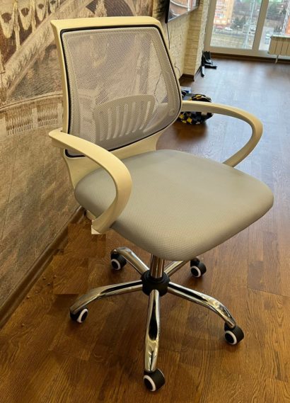 Компьютерное кресло Ergoplus light gray / white — фото 6