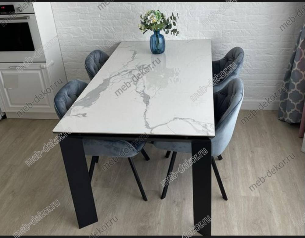 Обеденная группа CREMONA 140 Белый мрамор глянец и 4 стула GALE BLUVEL-06 BLUE поворот.360 град., велюр