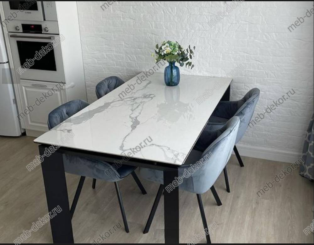 Обеденная группа CREMONA 140 Белый мрамор глянец и 4 стула GALE BLUVEL-06 BLUE поворот.360 град., велюр