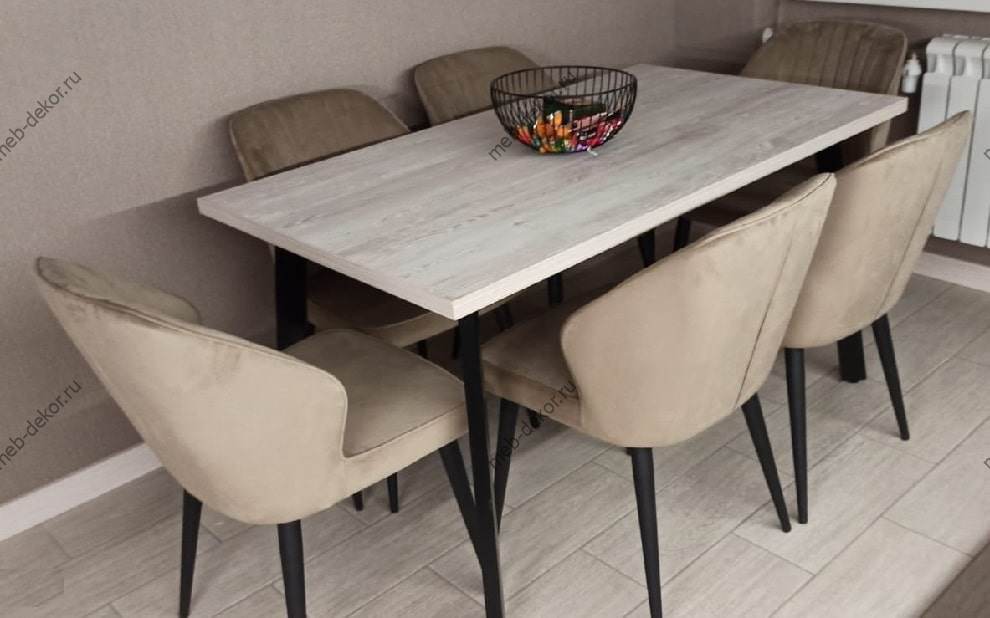 Обеденная группа H140 сосна касцина и 4 стула Kosta beige
