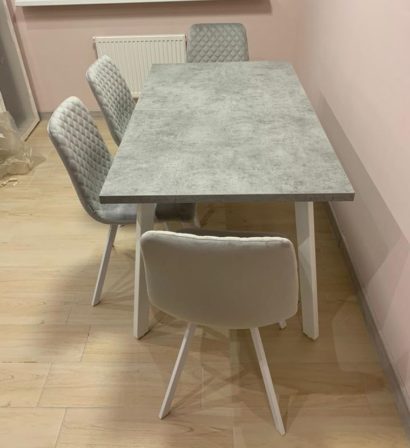 Обеденная группа HB140 бетон и 4 стула DAIQUIRI BLUVEL-03 LIGHT GREY / белый каркас, велюр — фото 3