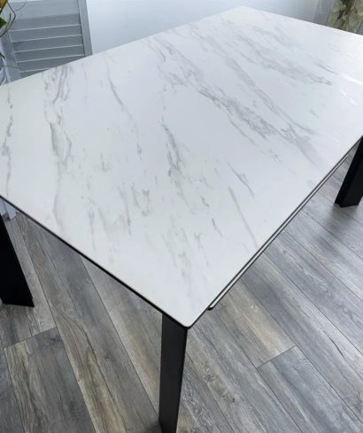 Стол КРЕМОНА (CREMONA) 140 KL-99 цвет Белый мрамор матовый, итальянская керамика / ЧЕРНЫЙ, ®DISAUR — фото 2