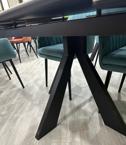 Стол DikLine SFK110 стекло белое мрамор глянец/подстолье черное/опоры черные (2 уп.) — фото 11