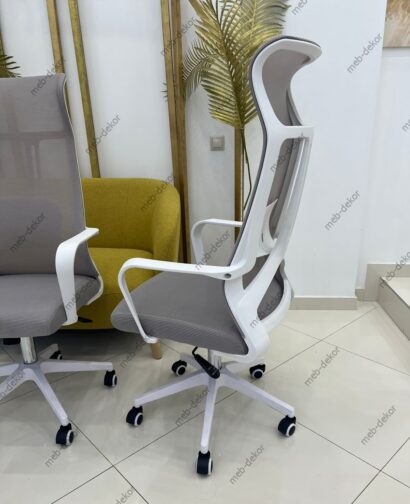 Компьютерное кресло Tilda light gray / white — фото 6