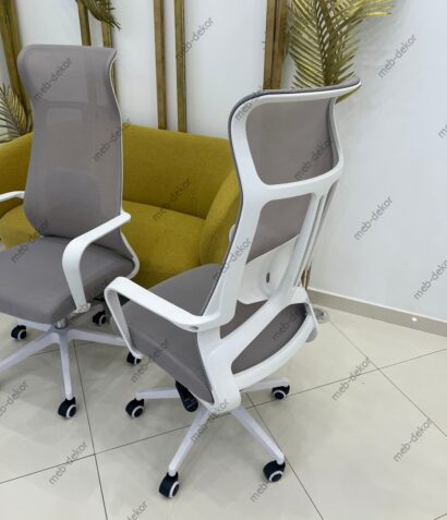 Компьютерное кресло Tilda light gray / white — фото 15